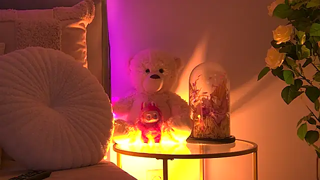 AngeliqueSkye online show from October 31, 4:36 am