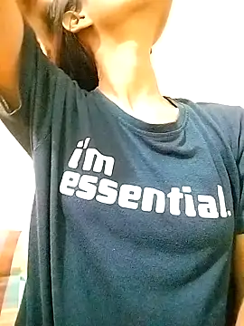 MISSQUEEN48 online show from March 8, 5:22 am