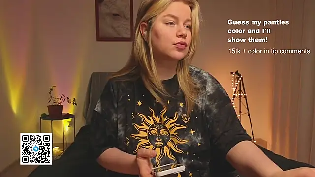 Kira Citro online show from July 31, 9:49 pm