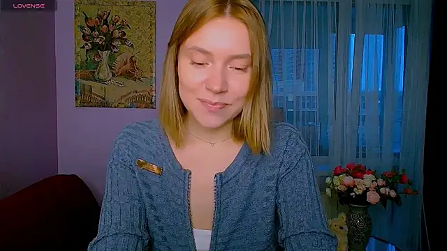 TaylorBre online show from November 23, 6:38 am