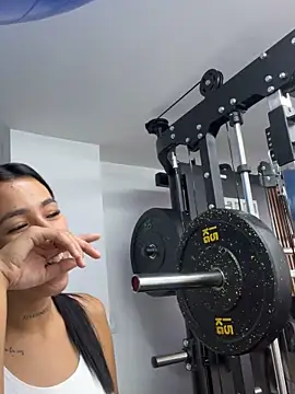 Wendy Marchall online show from February 4, 12:30 pm