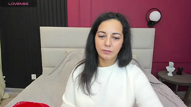 Linda Insatiable online show from October 2, 1:43 am