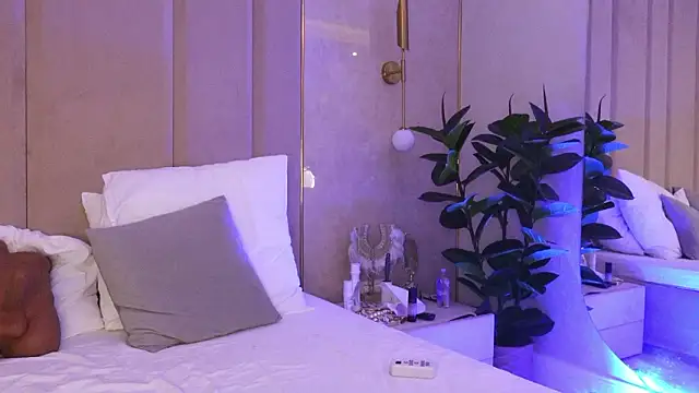 Denise Taylor online show from March 30, 8:47 am