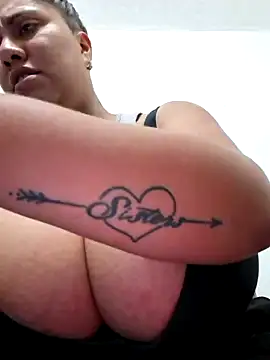 federica bigboobs online show from April 22, 3:25 am