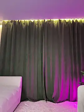 LoveLuna  online show from March 28, 10:41 pm