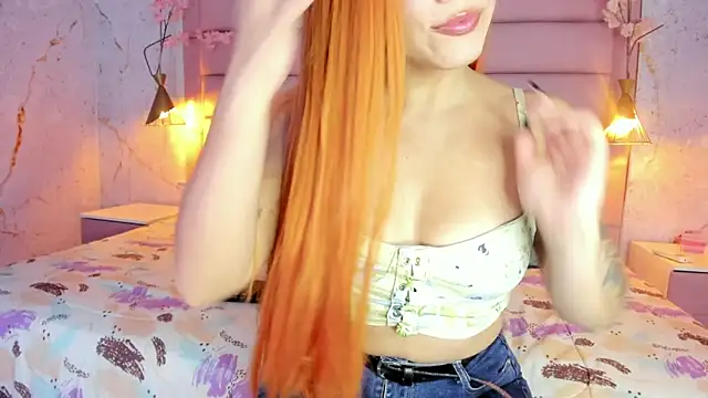 MelaniieRoux online show from October 22, 7:52 pm