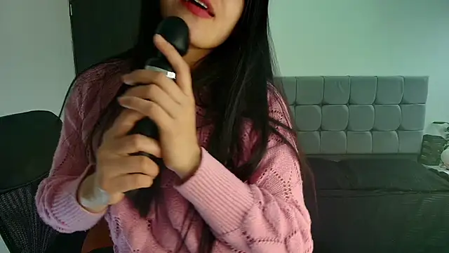 ChloeSanchezx online show from September 16, 7:22 pm