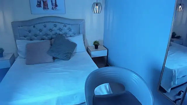 escarleth   online show from September 15, 1:19 pm