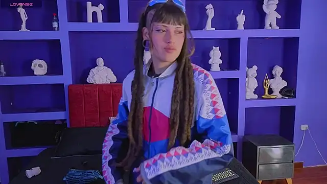  sharlotte777 online show from April 19, 12:27 pm