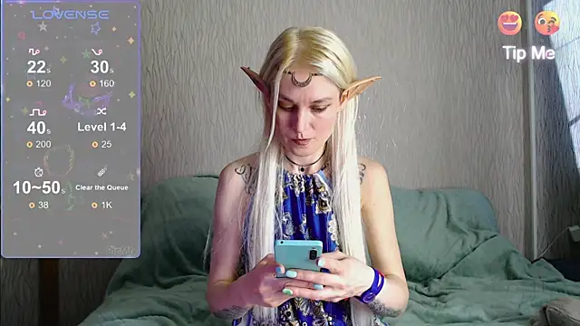 mischellemeow13 online show from September 14, 9:29 am