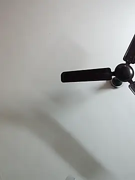 cutiecatty21 online show from October 27, 8:32 am