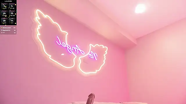 Ninna monroe  online show from December 3, 7:16 pm