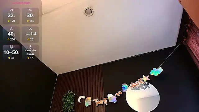 Aaron Jassell1 online show from October 23, 4:13 pm