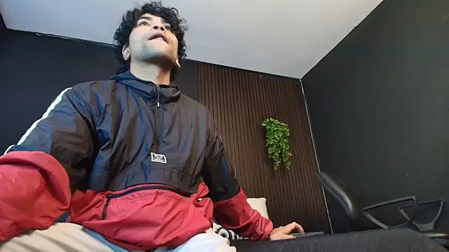 Aaron Jassell1 online show from September 29, 4:01 pm