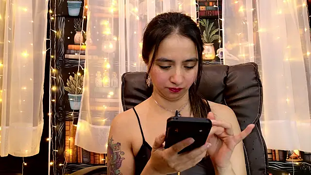 julietta   jackson online show from August 4, 9:54 pm