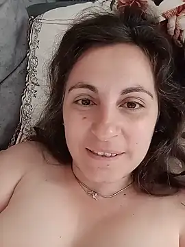 ShelaDiass online show from June 19, 12:48 am