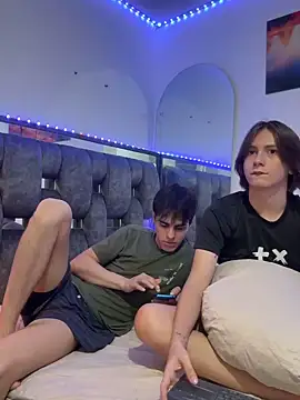 Alex and Fabian online show from January 14, 5:45 am