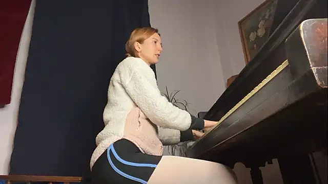 IngridMayer online show from February 16, 6:19 pm