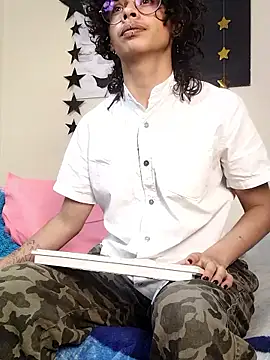 fenixmfx19 online show from February 10, 11:30 pm