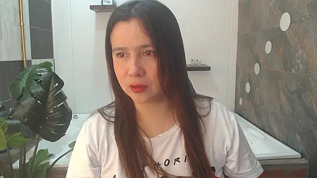 Heidy Wells online show from March 21, 1:05 pm