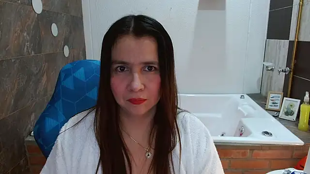 Heidy Wells online show from February 15, 12:59 pm