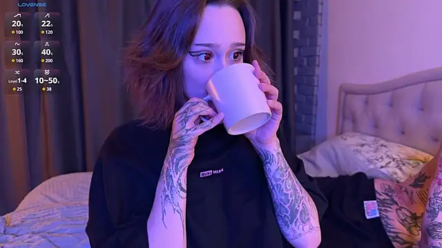 arlen here online show from October 21, 8:13 pm