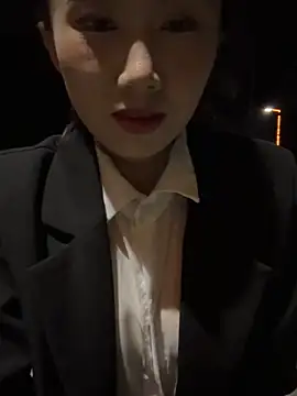 StarlitUnicorn online show from October 19, 3:14 pm