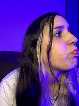 valentina jonnes1 online show from January 11, 3:44 am