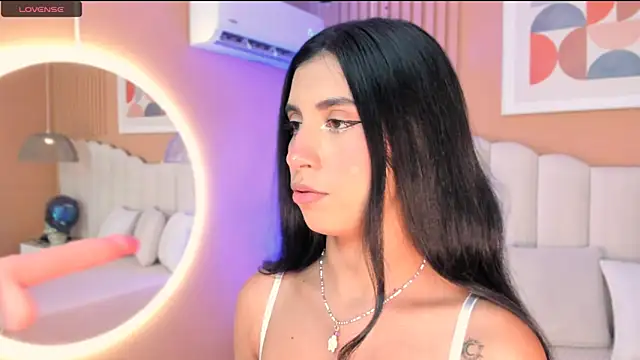 zia cooper online show from October 3, 7:30 pm