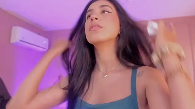 zia cooper online show from January 9, 7:29 pm