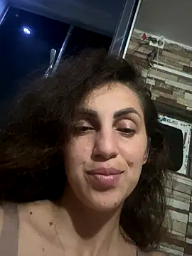 EmaSkyes online show from October 14, 6:10 pm