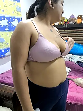 EmpaticBolillo online show from November 14, 2:22 am