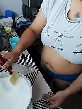 EmpaticBolillo online show from July 18, 3:47 pm
