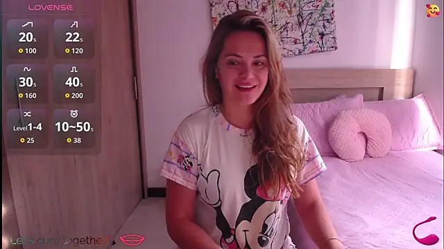 ParisW online show from September 22, 12:36 pm