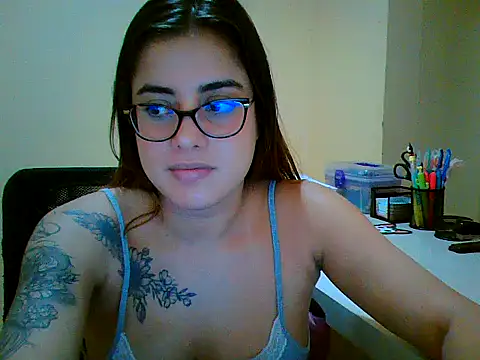 maliamiller online show from March 20, 7:24 am