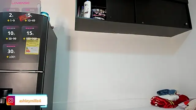  ashleymiller online show from November 21, 6:54 pm