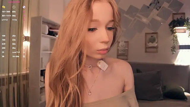 EvaSolisv online show from March 4, 8:54 am