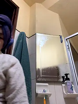 SophiaWeestt99 online show from September 13, 3:36 am