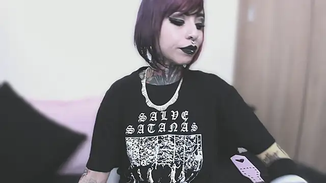 NikkiRamone online show from September 11, 1:55 pm