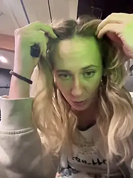 M1ssyk1ssy online show from November 22, 9:17 pm