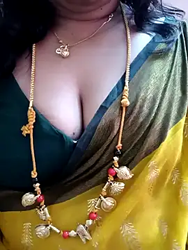 gaurika18 online show from December 2, 9:32 am