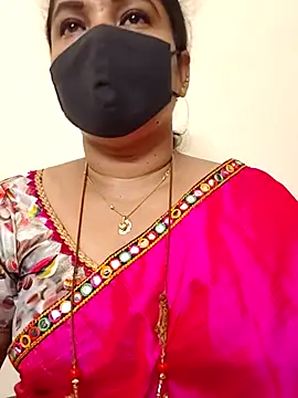 gaurika18 online show from October 6, 1:06 pm