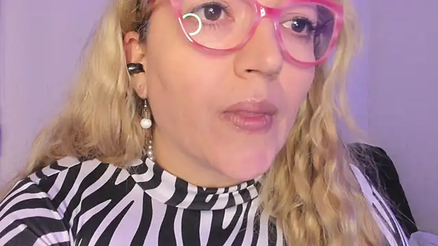 Naty Mature  online show from November 26, 8:32 pm