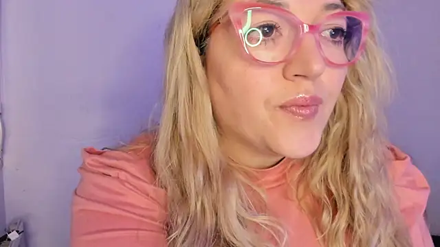 Naty Mature  online show from December 18, 8:46 pm