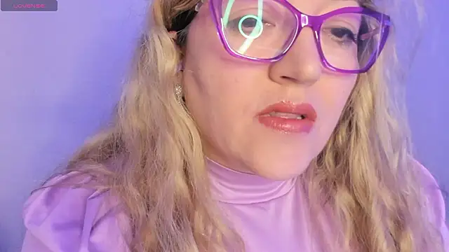 Naty Mature  online show from March 9, 7:06 pm