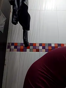 lara moon25 online show from November 29, 8:24 pm