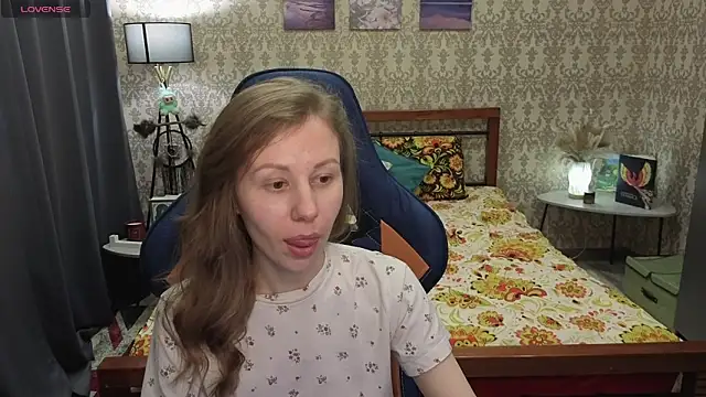 Lill Mary online show from February 3, 6:51 am