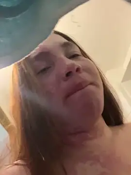 WhiteWomen online show from November 13, 11:48 pm