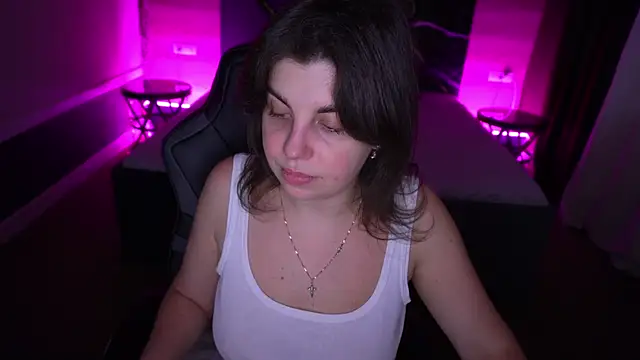 MirandaWong online show from November 10, 5:35 am