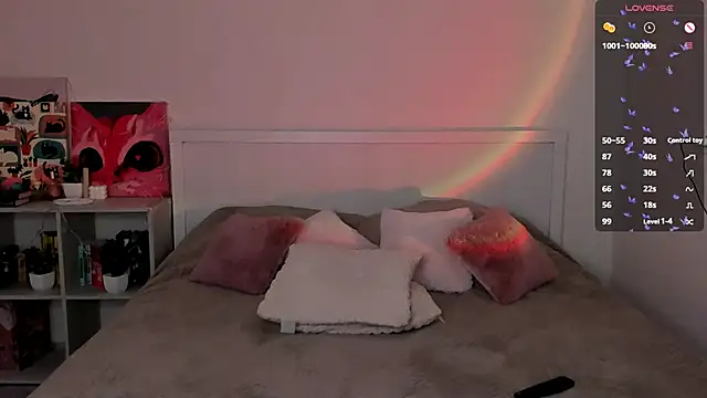 LittleKiitten online show from March 26, 1:46 pm